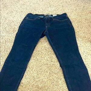 Carhartt Blue Skinny Jeans Classic Fit great for working out side